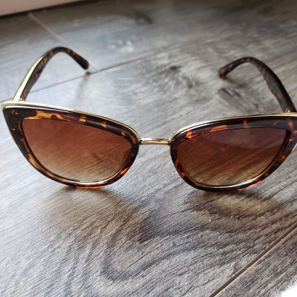 CAT EYE RETRO SUNGLASSES - Picture 6 of 7